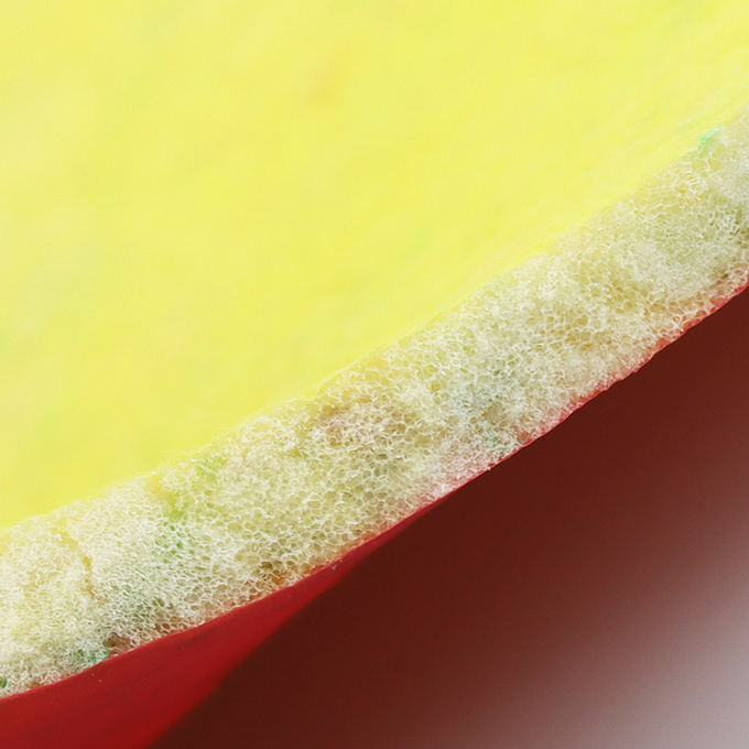 Forro antiderrapagem do tapete da esponja do tamanho diferente vermelho e amarelo para a decoração da casa